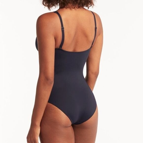 New Sea Level Eco Essentials Cross Front One Piece Swimsuit Black Ruched Sz 4 - Picture 2 of 16